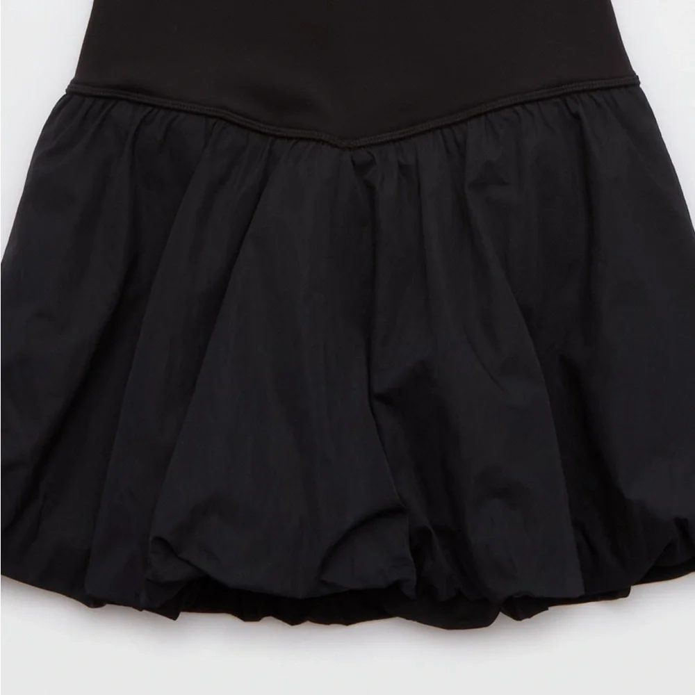 Offline by Aerie Real Me Bubble skort M NWT - Picture 2 of 4